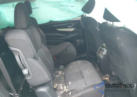 2019 Subaru Ascent Premium из США, поврежденный, VIN 4S4WMAFD6K3435388